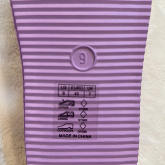 SANDALS - Picture 4 of 4